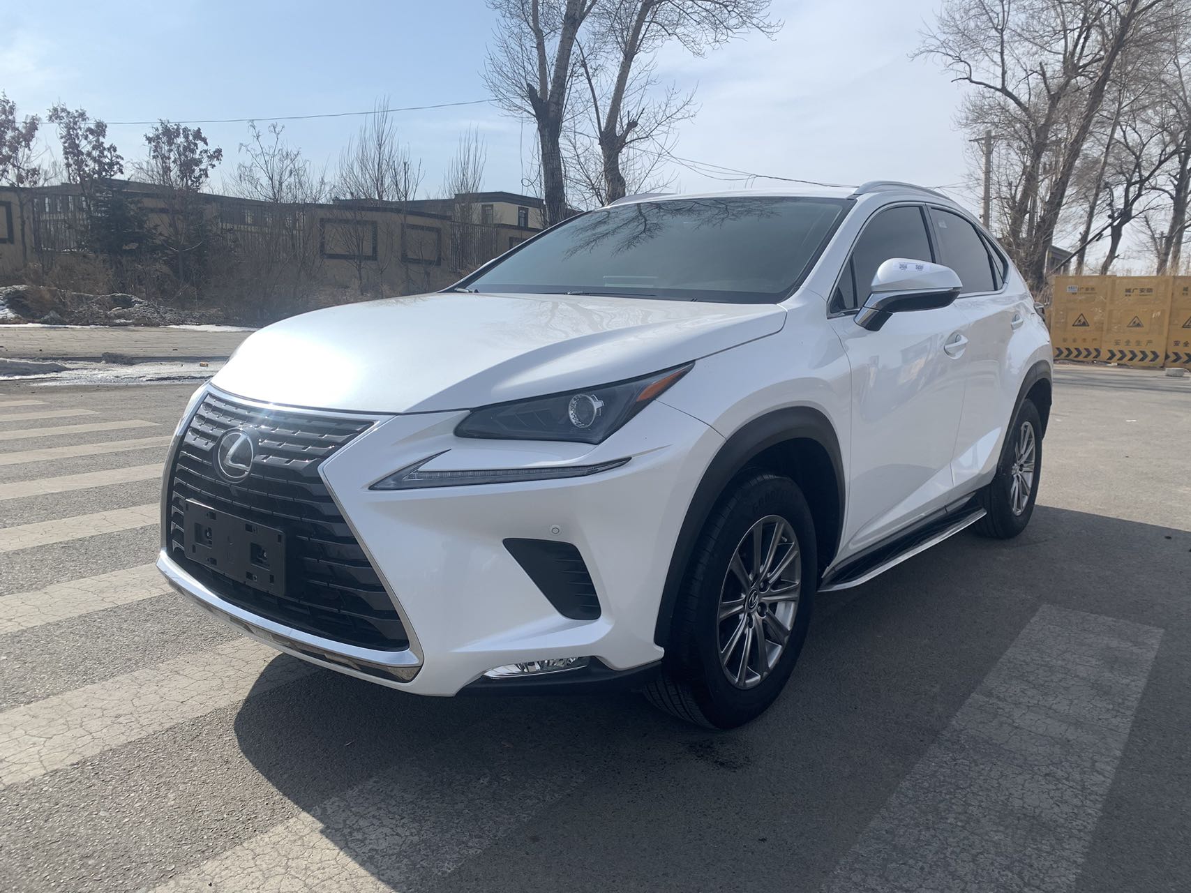 Lexus NX200 Версия F Sport