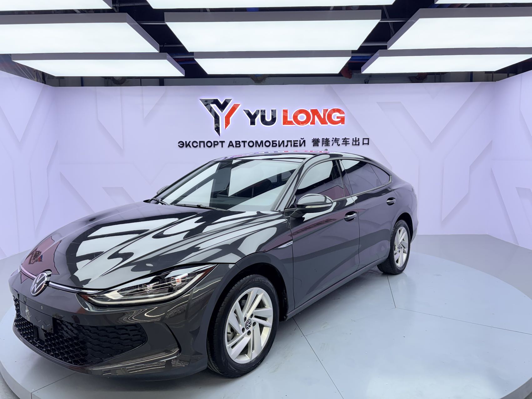 Volkswagen Lingdu 2023 L 280TSI Версия DSG Cool Spicy