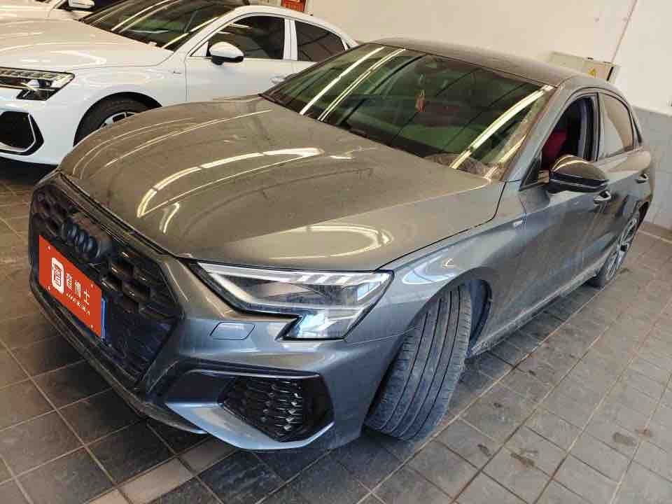 2022 модель Audi A3 A3L Limousine 35 TFSI Люксовая спортивная версия