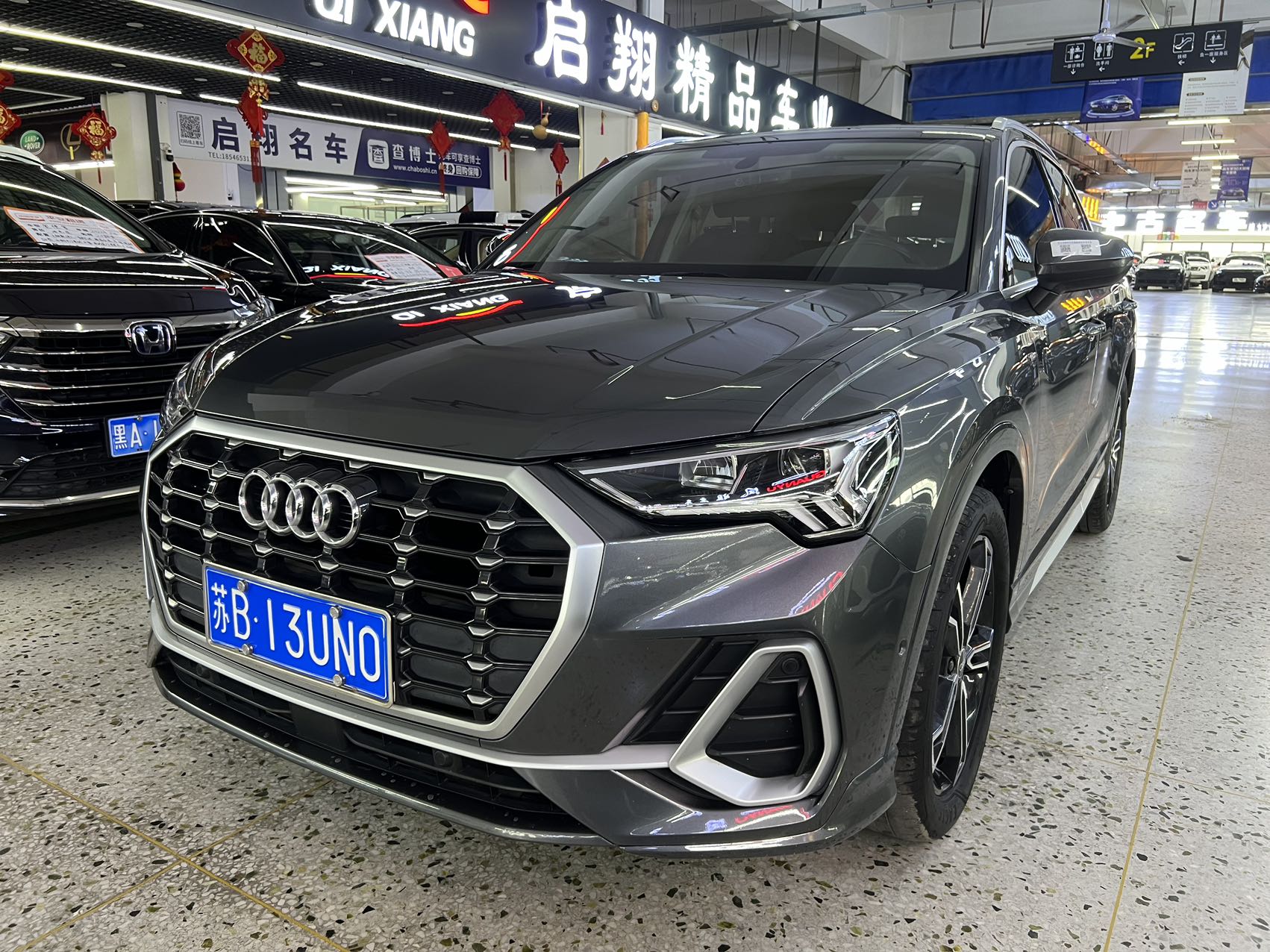 Модная и динамичная модель Audi Q3 35TFSI 2022 года