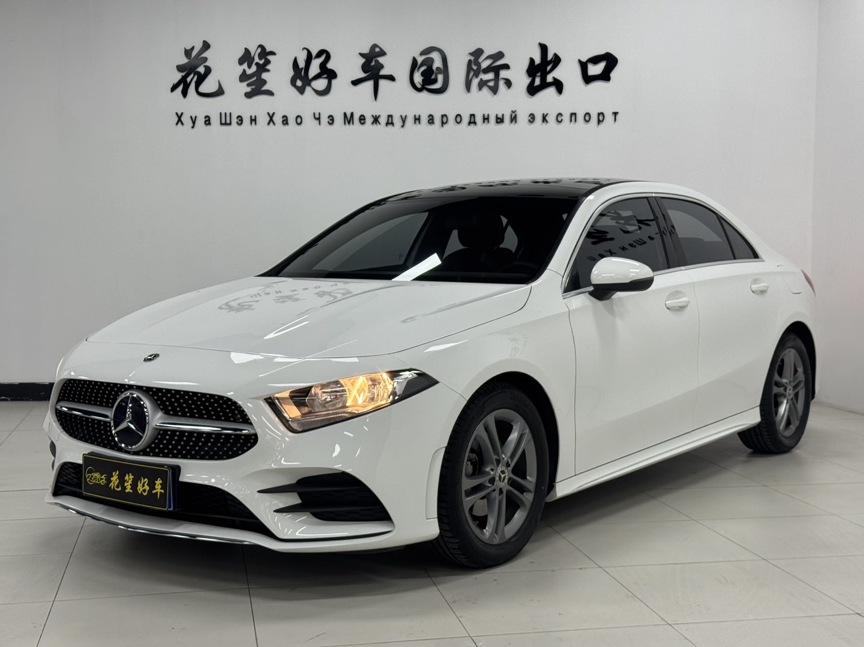 Mercedes-Benz A-Class 2022 модель A 180 L 1.3T Спортивная версия (обновленная)