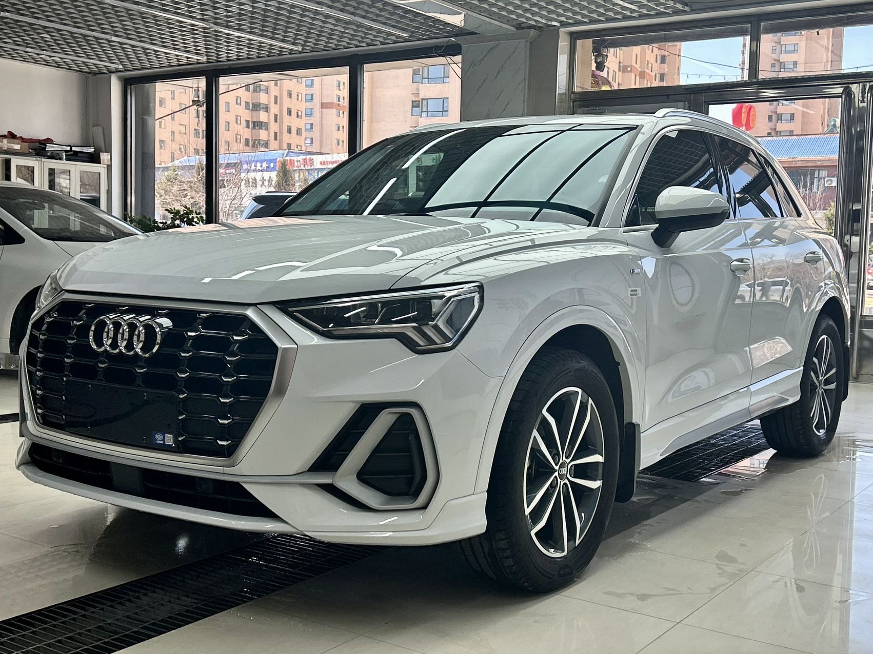 Audi Q3 2022 года 35 TFSI Базовая динамическая версия