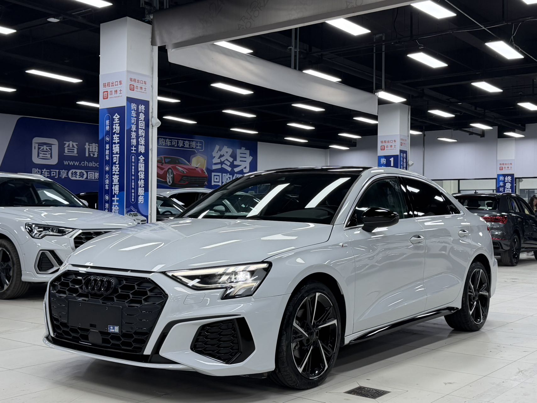 Audi A3L, 2022 год выпуска, лимузин, двигатель 35TFSI, спортивный стиль.