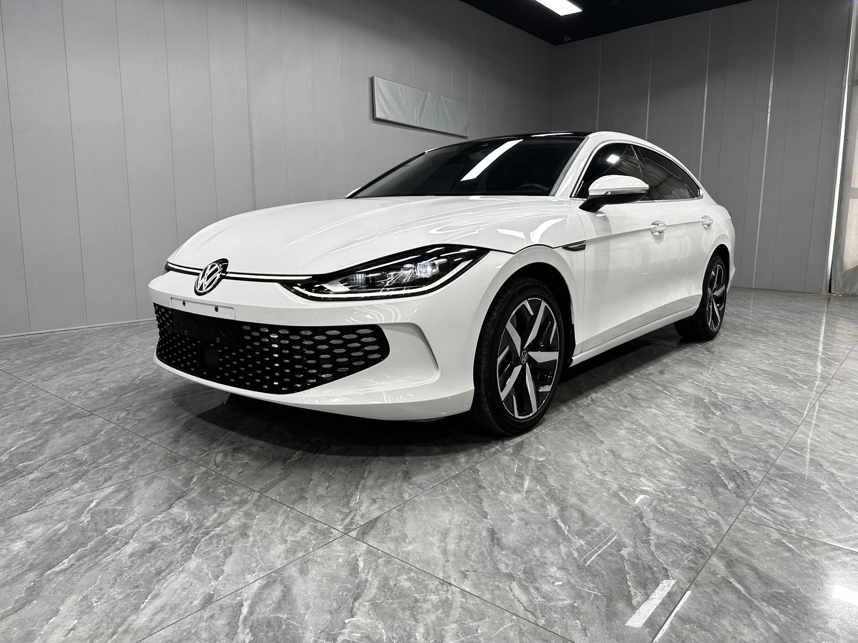 22 Volkswagen Lingdu 280TSI DSG Cool Edition