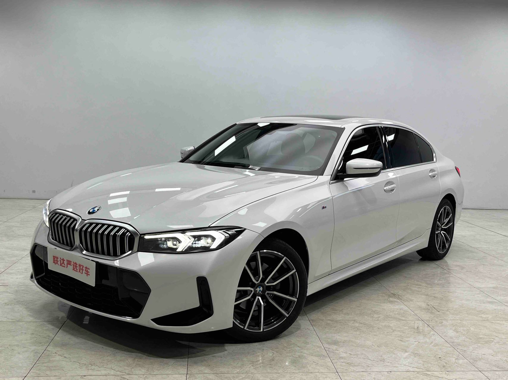 BMW 3 серии 2023 года, 320Li M Спортивный пакет