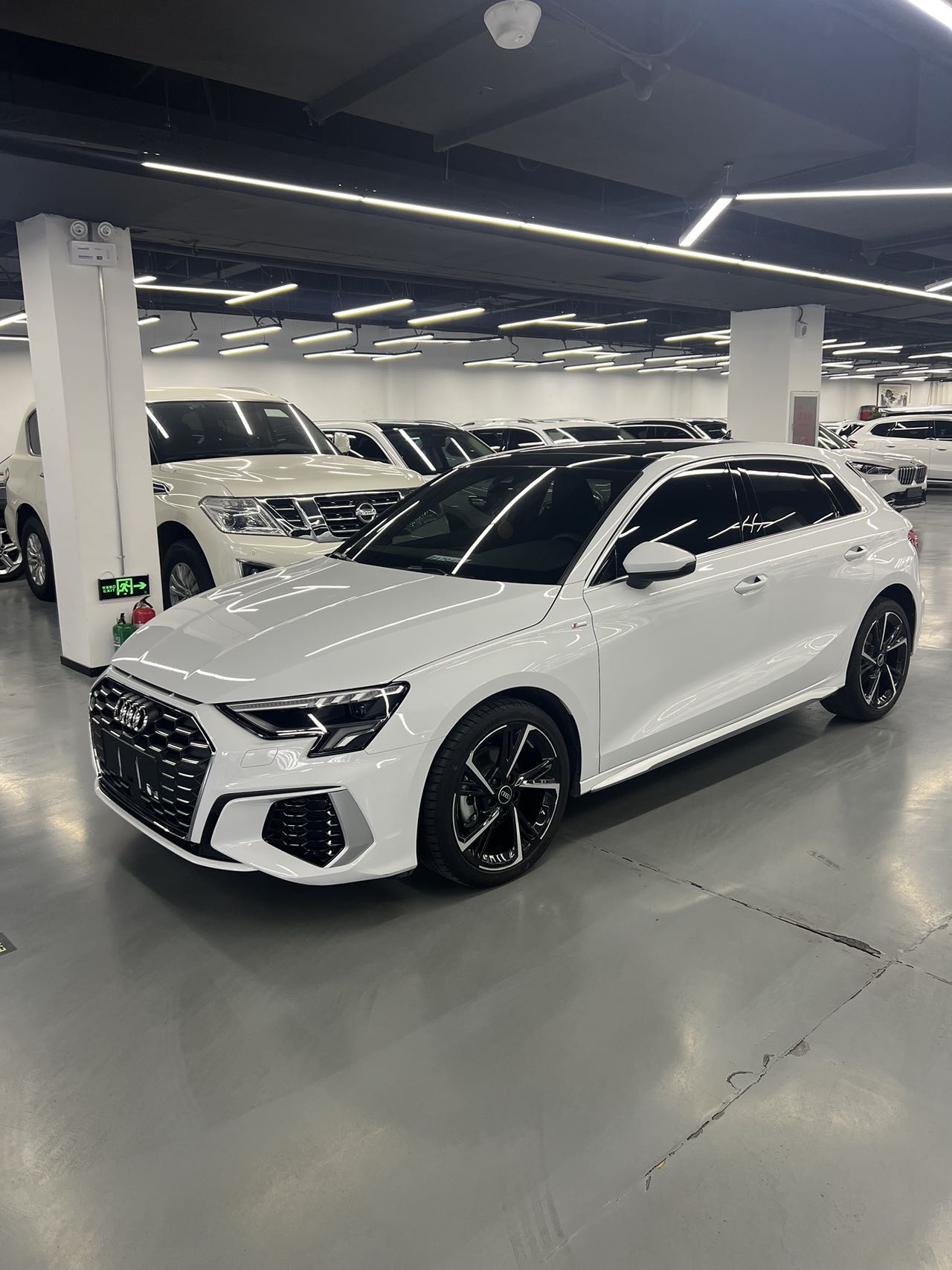 Audi A3 2022 года, хэтчбек 35, стильная спортивная версия