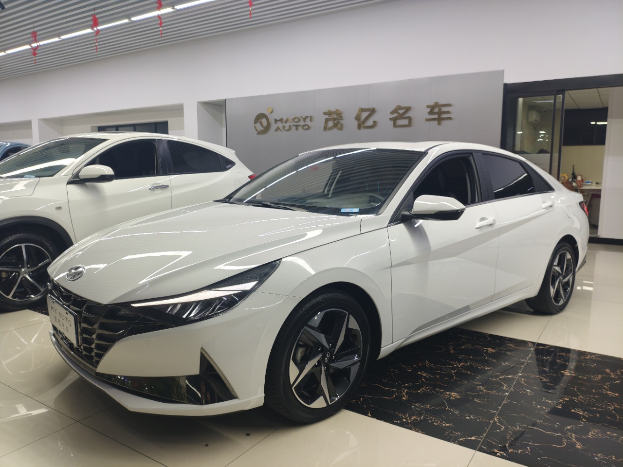 Elantra 2022, версия Prestige