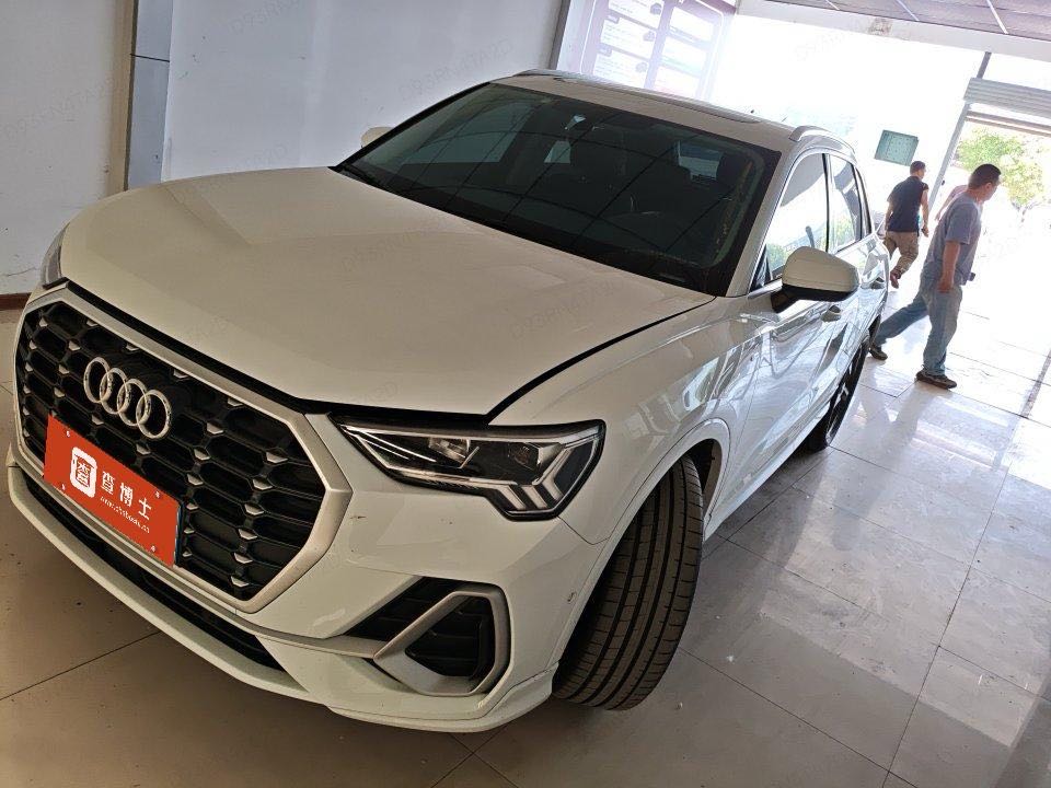 Audi Q32022 35 TFSI модный и динамичный тип страны VI