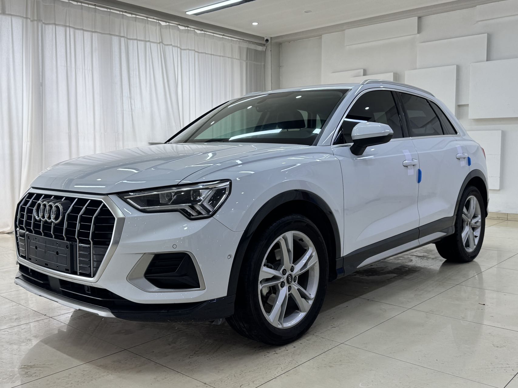 Audi Q3 2022 35 TFSI Стильная динамичная комплектация, Евро 6