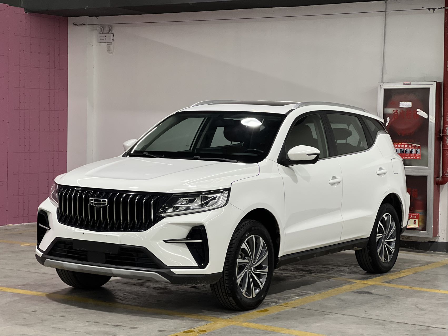 Geely Vision X6 2021 PRO 1.4T автоматическая премиальная модель