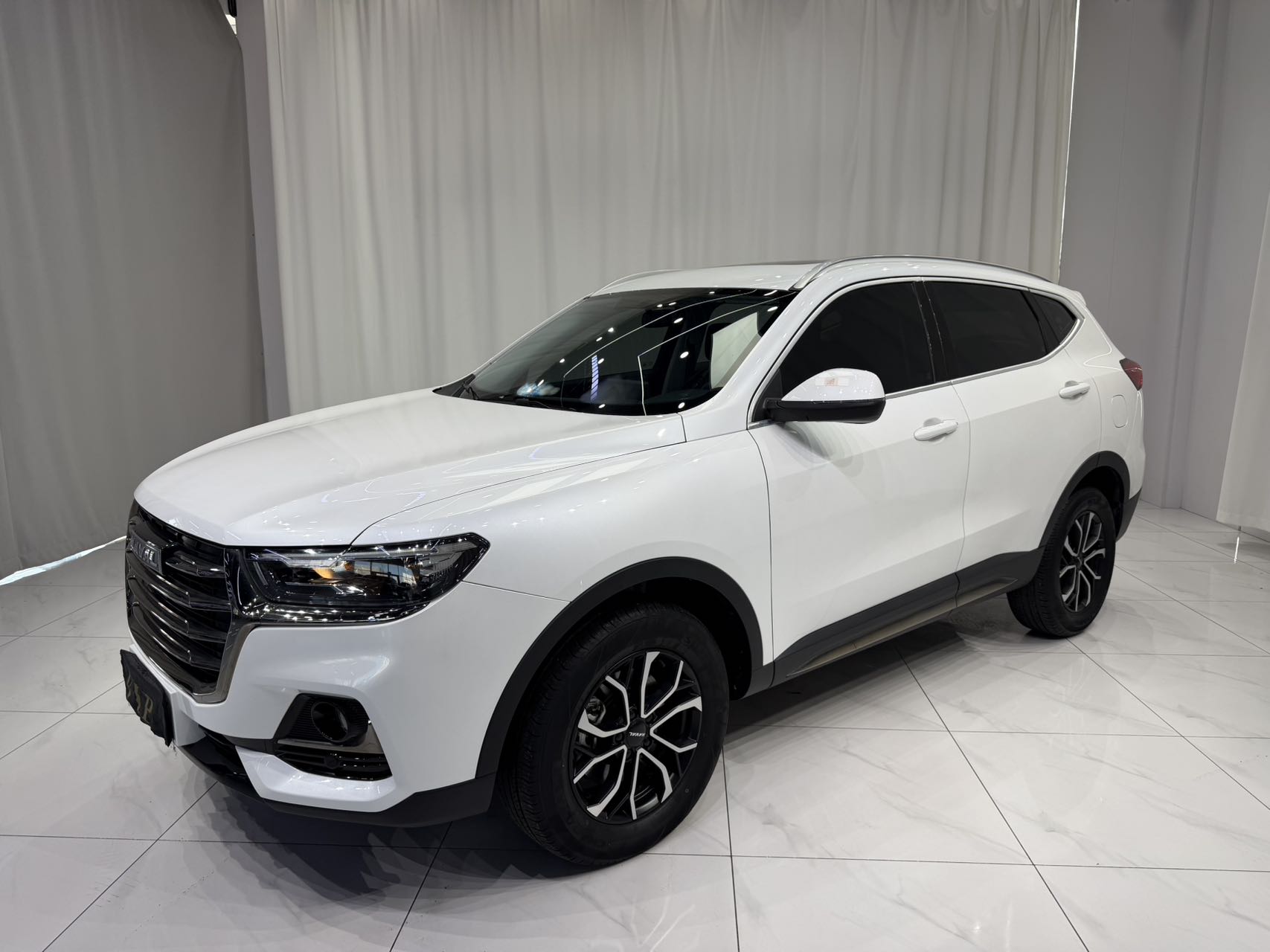 Haval H6, 2021 года выпуска, версия "Городской стиль", 1.5-литровый двигатель, автоматическая трансмиссия.