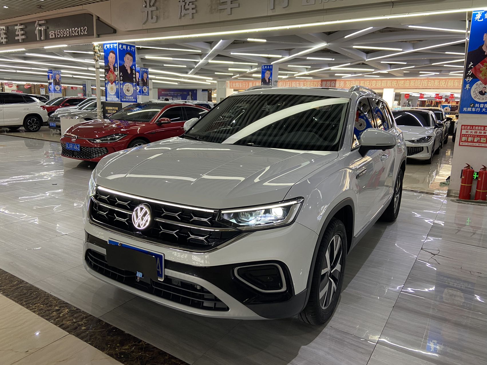 Volkswagen Tayron 2023 года, 1.4T 280TSI, передний привод, версия Luxury PLUS Advanced